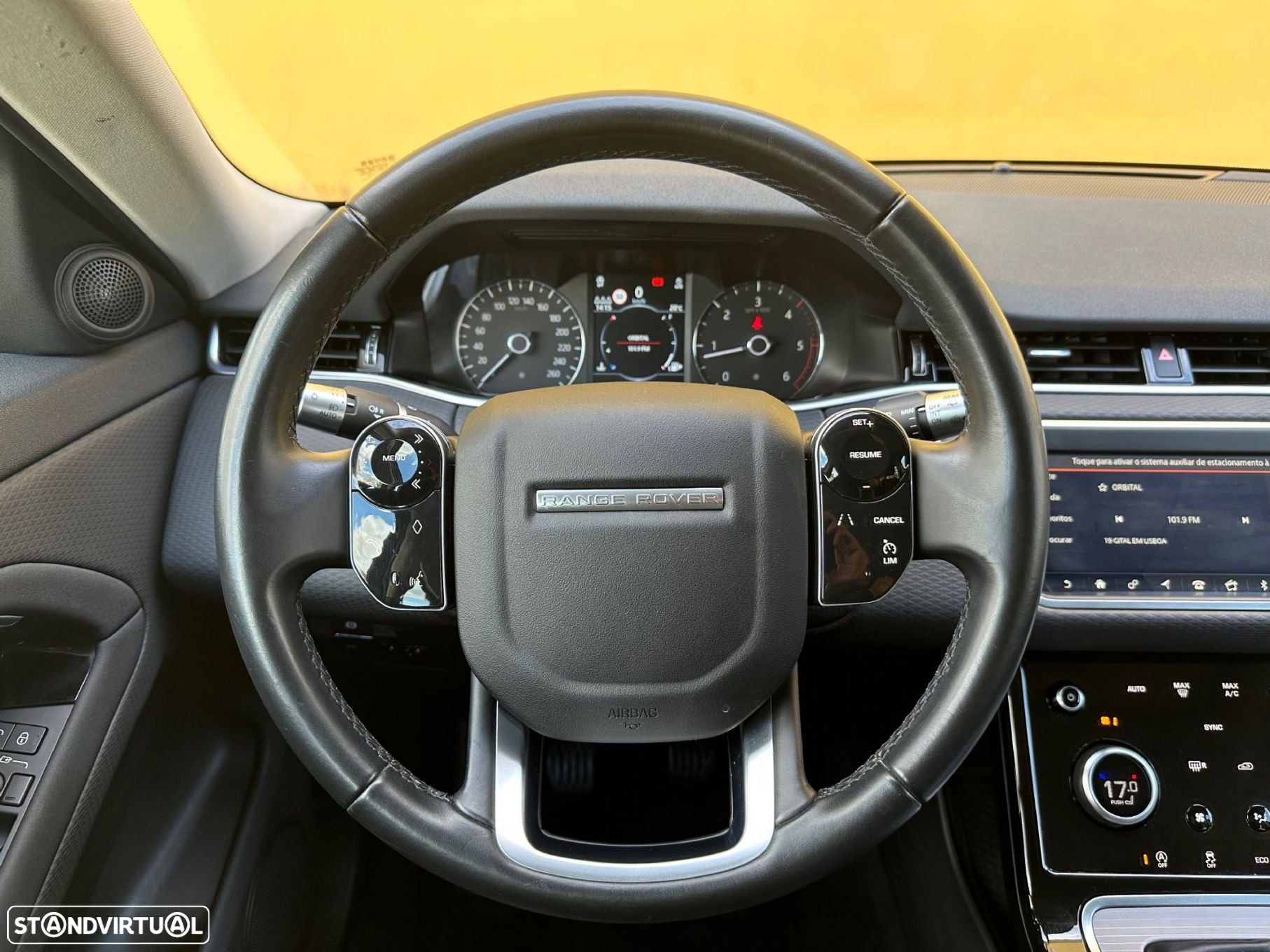 Land Rover Range Rover Evoque 2.0 D150 R-Dynamic S - 32