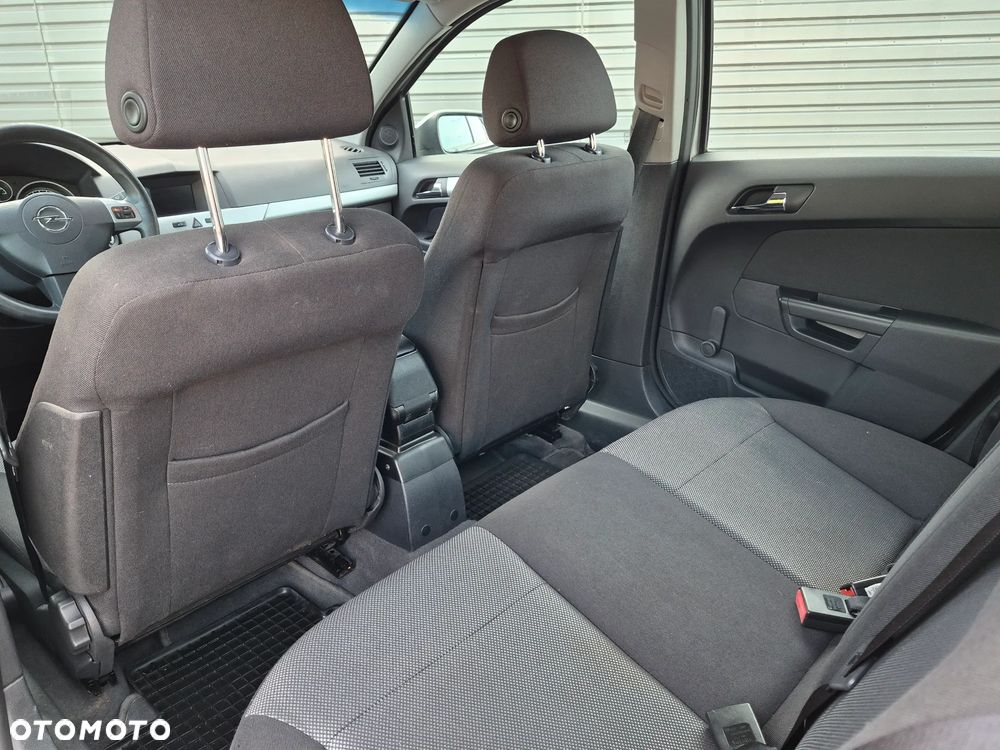Opel Astra 1.6 Essentia EU5 - 16