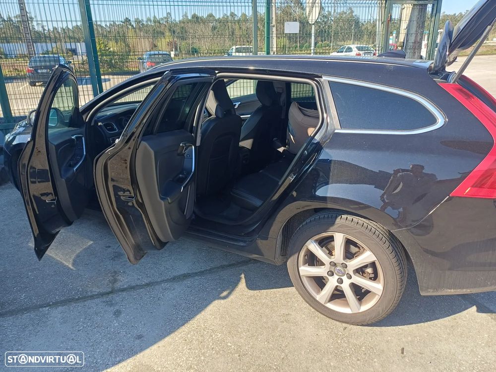 Volvo V60 - 14