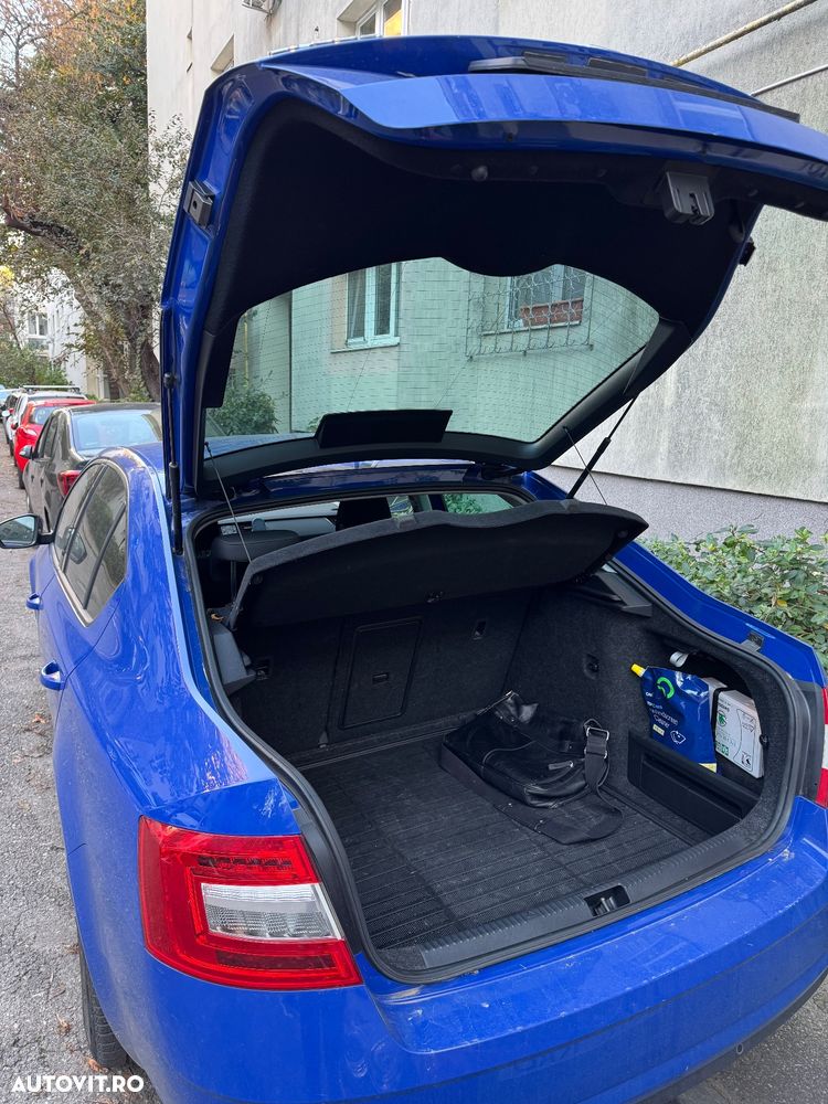 Skoda Octavia 2.0 TDI DSG 4X4 Style - 5