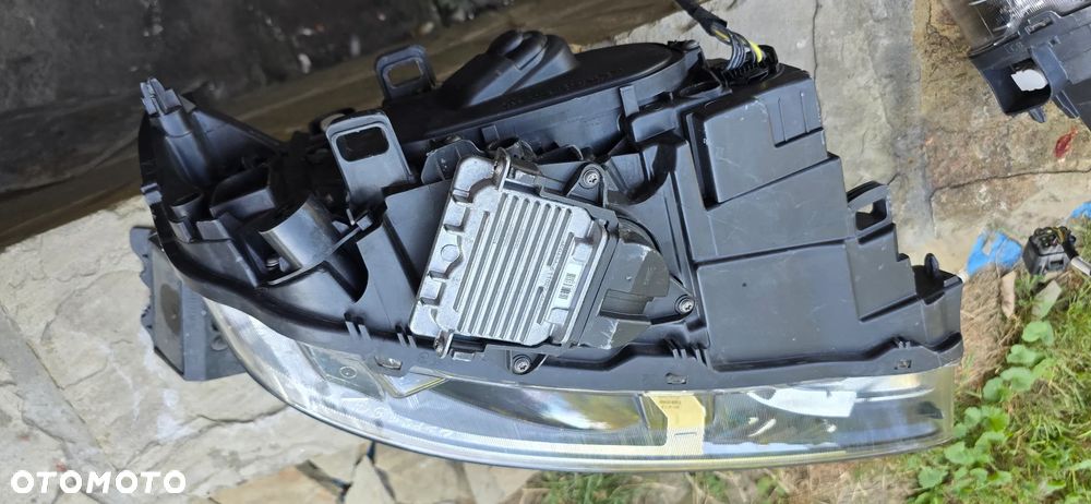 Lampy XENON S60 V60 - 9