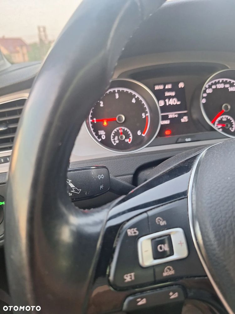 Volkswagen Golf 2.0 TDI (BlueMotion Technology) Highline - 17