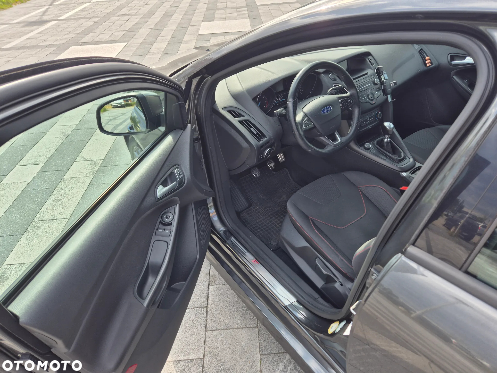 Ford Focus 1.5 EcoBoost ST-Line ASS - 10