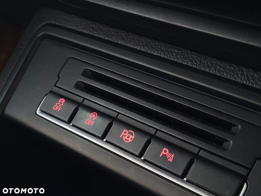 Volkswagen Tiguan 1.4 TSI Sport&Style - 22