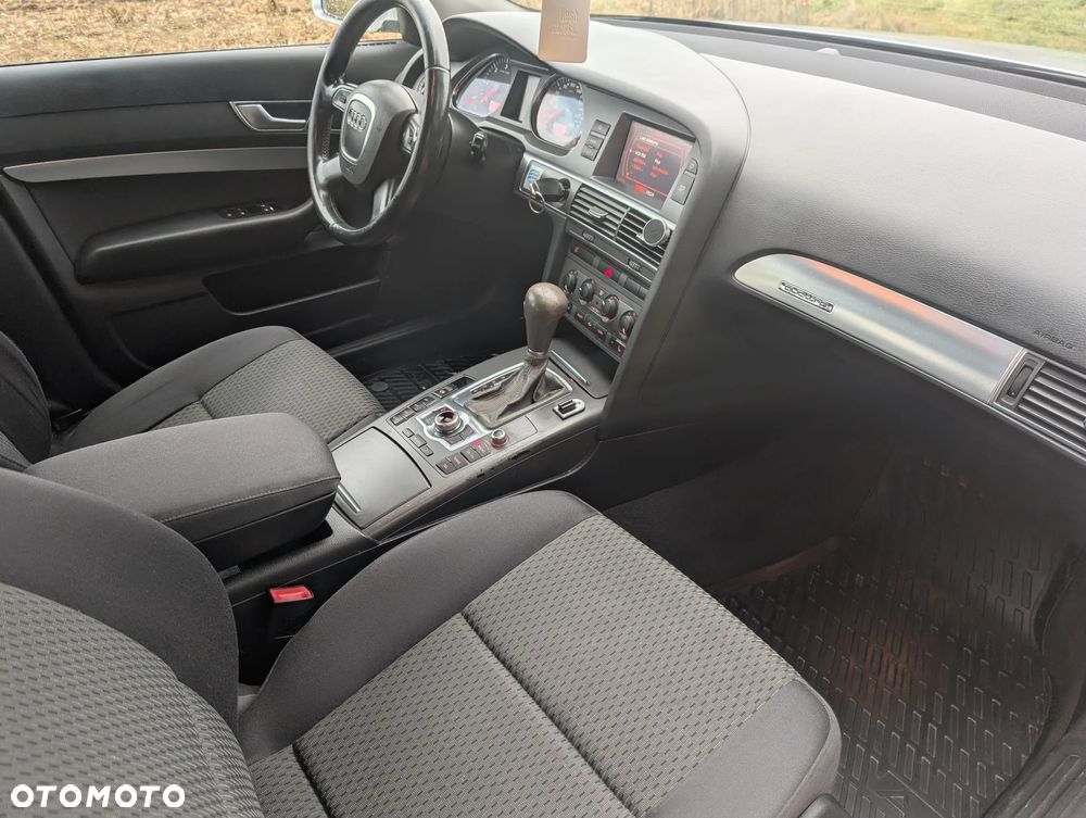 Audi A6 Avant - 15
