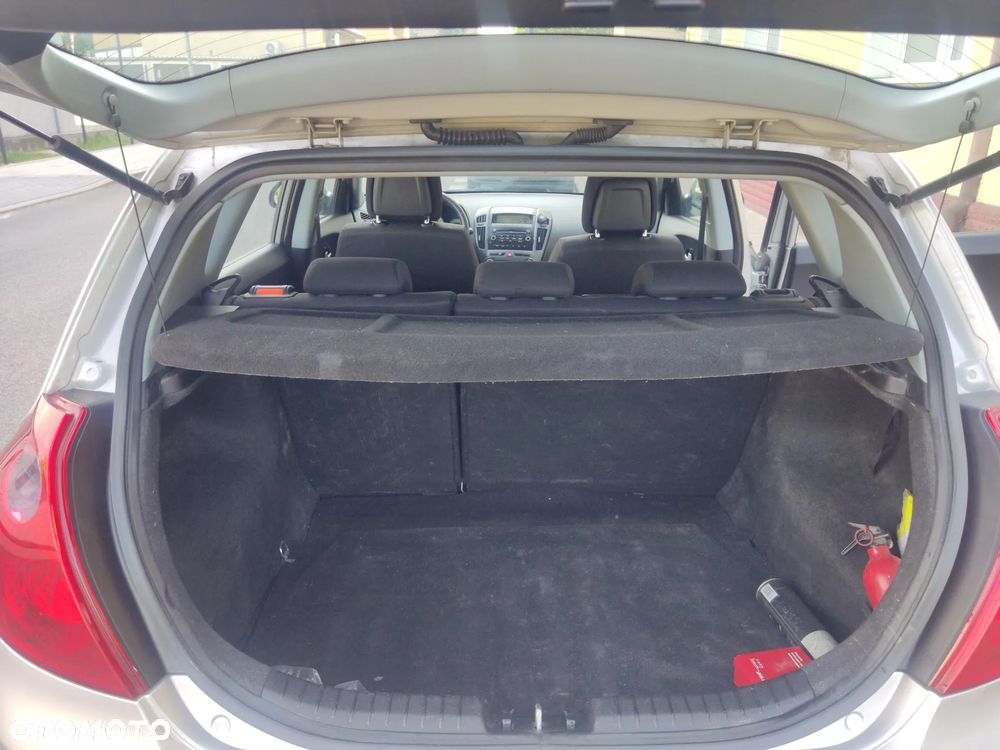 Kia Ceed 1.6 Crdi Comfort - 14