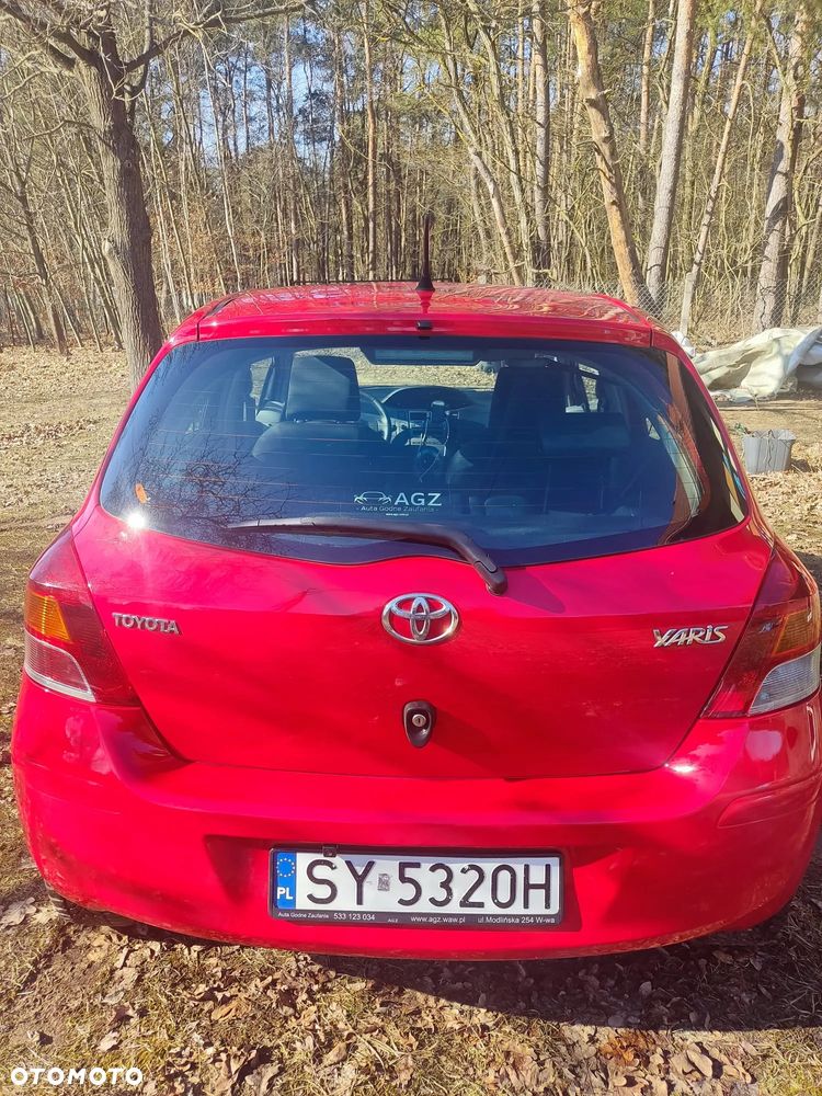 Toyota Yaris 1.33 2010 - 4