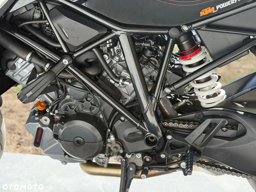 KTM Super Duke - 20