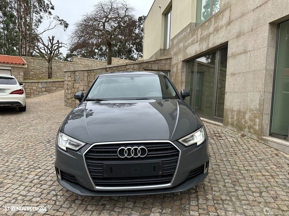 Audi A3 1.6 TDI Sport - 2
