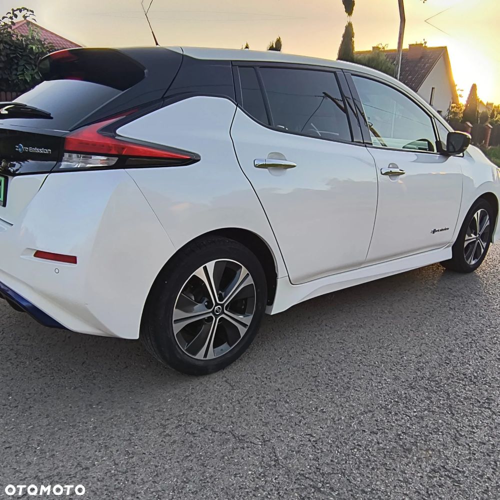 Nissan Leaf 40kWh N-Connecta - 3