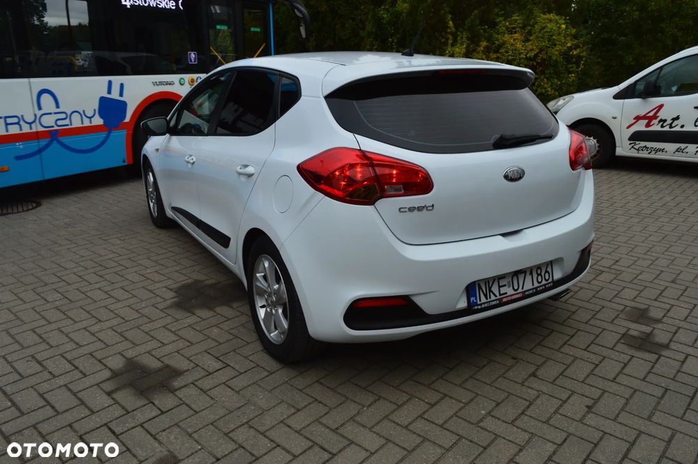 Kia Ceed 1.4 CVVT Edition 7 - 9
