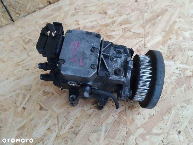 POMPA WTRYSKOWA AUDI A4 A6 2.5 TDI V6 0281010888 - 2
