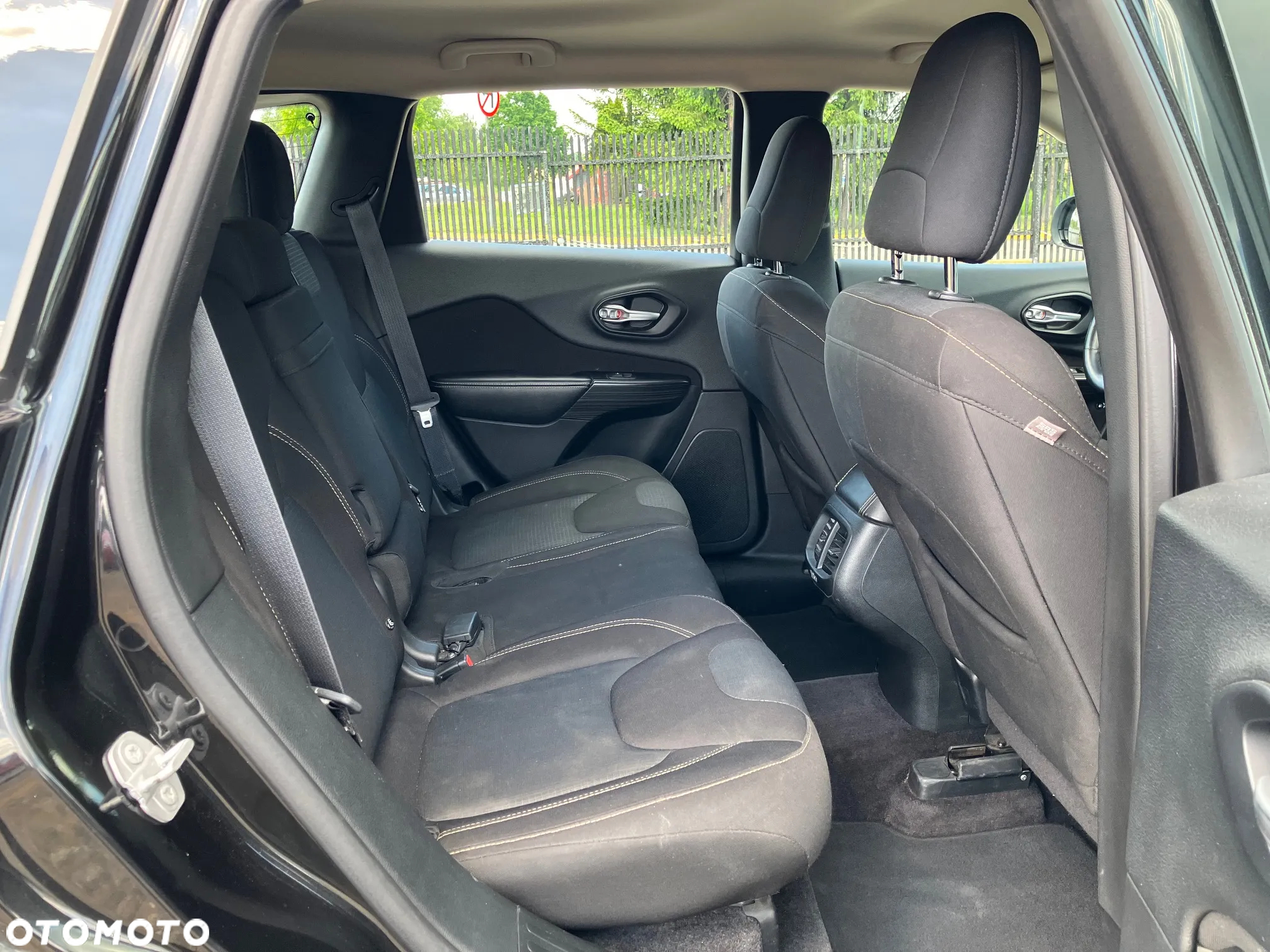 Jeep Cherokee 2.0 MJD 4x2 Longitude - 7