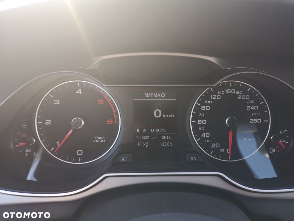 Audi A4 Avant 2.0 TDI Quattro S tronic - 20