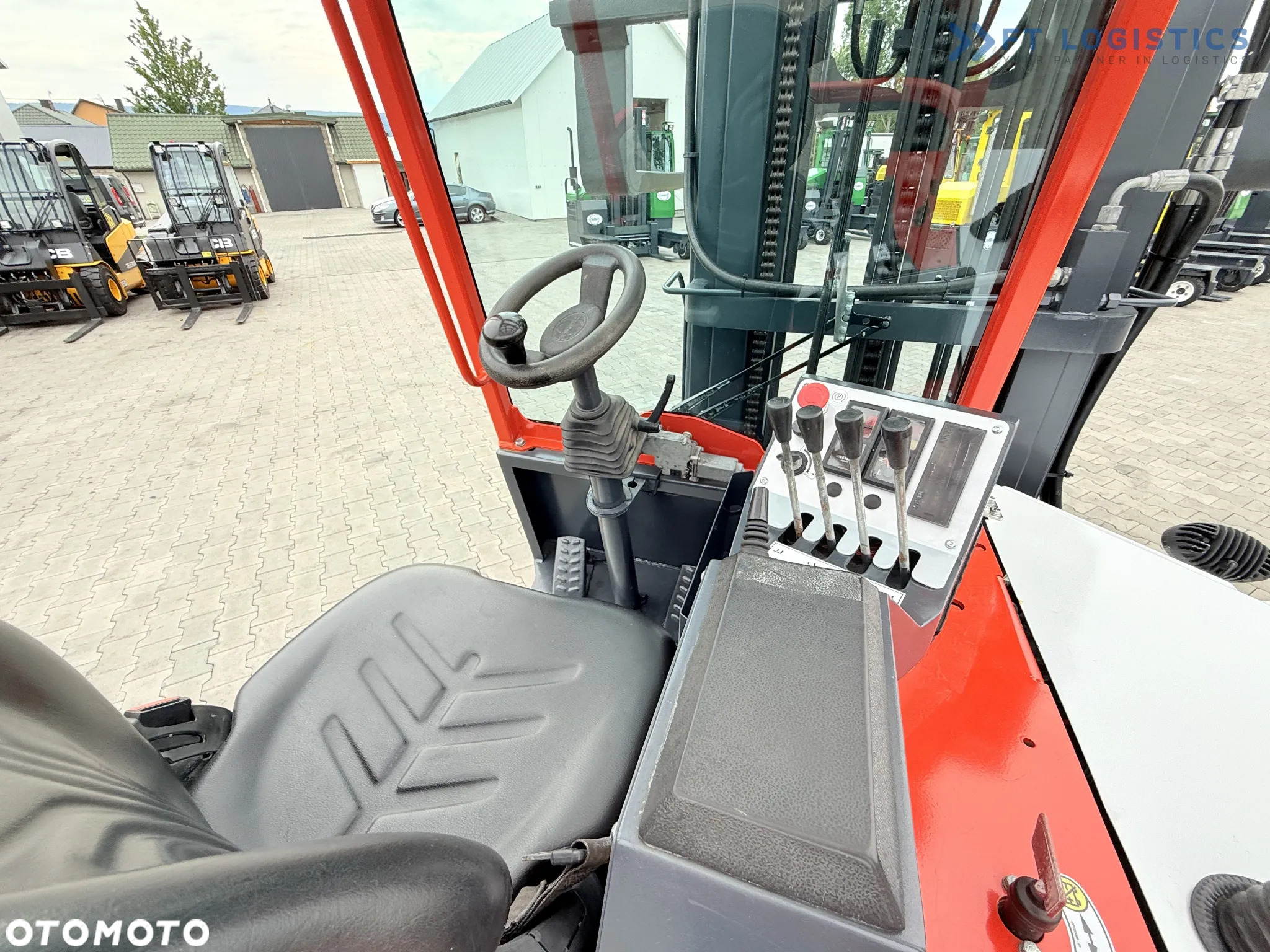 Combilift Combilift C3000CB-TRIPLEX 6000mm -2016 ROK- / JEDYNIE 2161 MTH / WOLNY SKOK / POZYCJONER WIDEŁ / DIESEL - 29