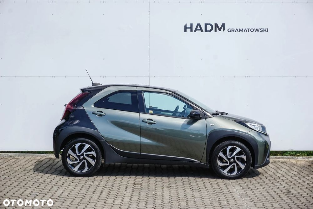 Toyota Aygo X 1.0 VVT-i Executive CVT - 9