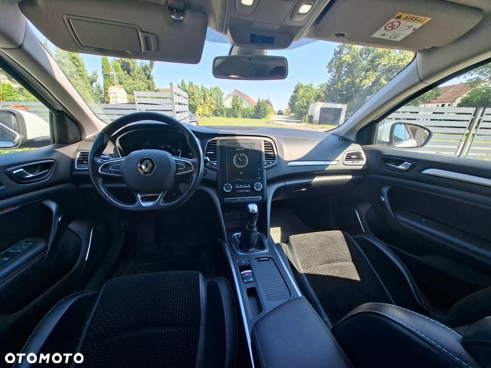 Renault Megane 1.3 TCe FAP Intens - 23
