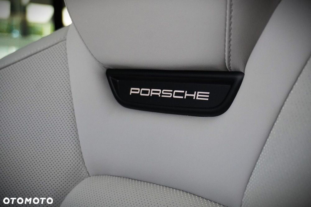 Porsche Macan - 13