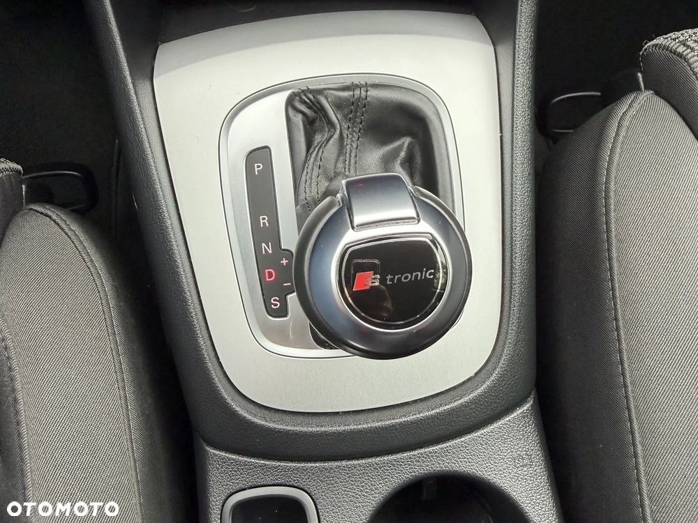Audi Q3 1.4 TFSI CoD ultra S tronic - 12