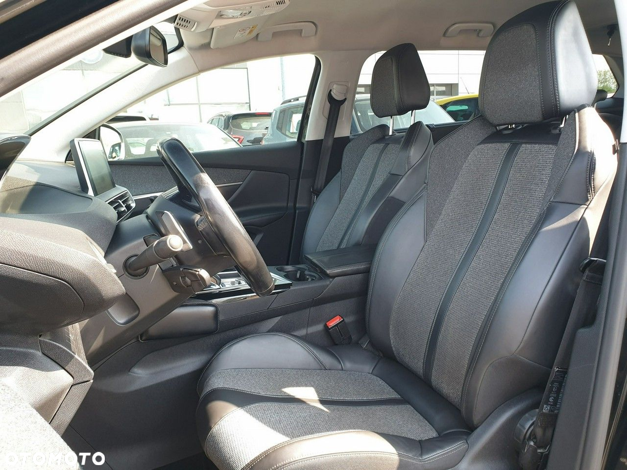 Peugeot 5008 - 16