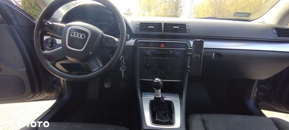 Audi A4 Avant - 12