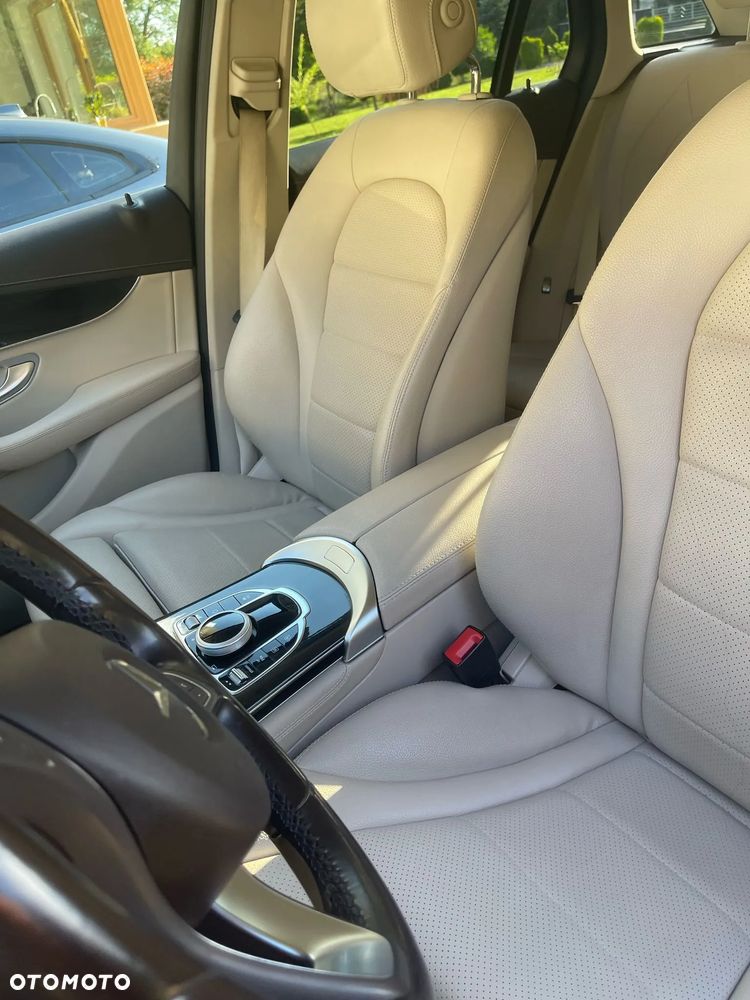 Mercedes-Benz GLC 250 4-Matic - 16
