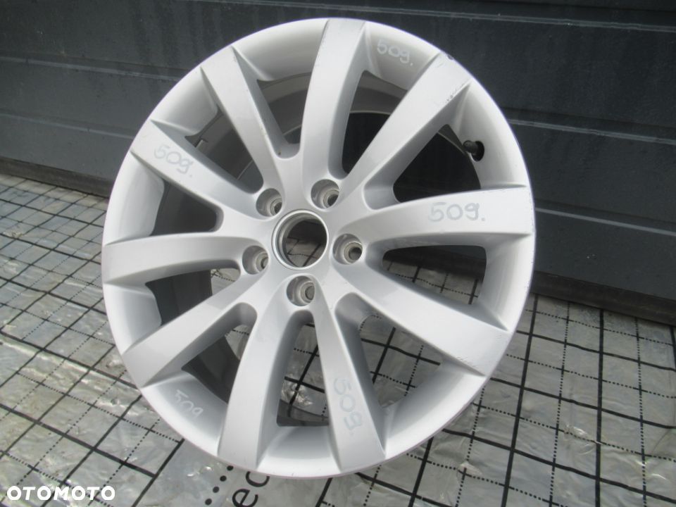 FELGA ALUMINIOWA VW SCIROCCO 7.0Jx17H2 ET33 5x112 1K8601025 - 5