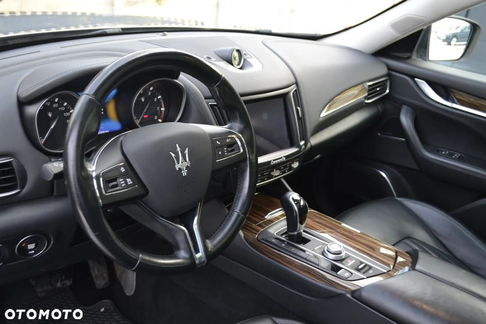 Maserati Levante - 21