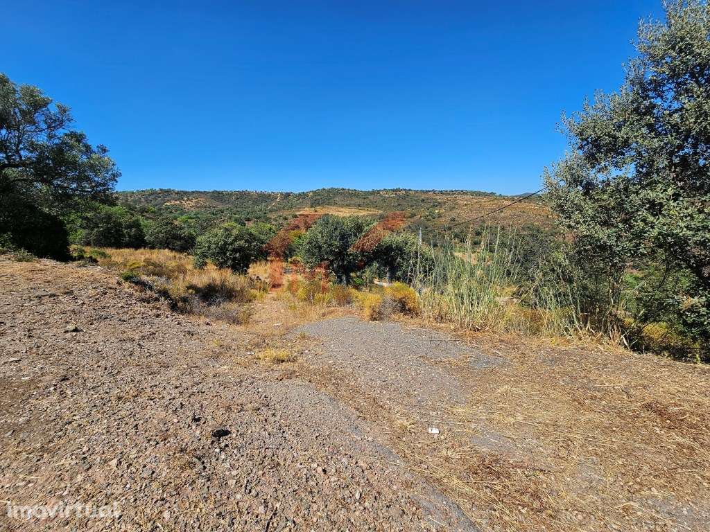 Terreno com projeto aprovado com vistas campo magnificas na Tôr -Loulé - Grande imagem: 3/20