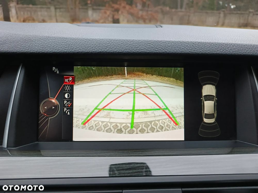 BMW Seria 5 520d Luxury Line - 22