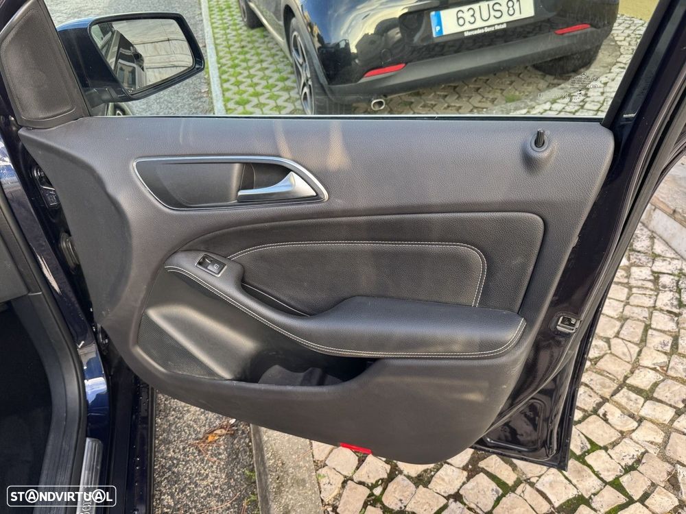 Mercedes-Benz B 180 d Style Plus Aut. - 25