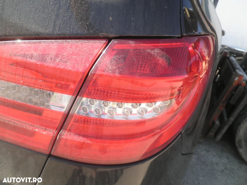 Stop stanga / dreapta caroserie Mercedes B Class W246 2013 - 2