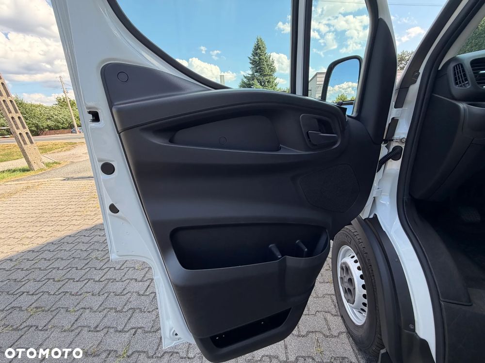 Iveco Daily - 18