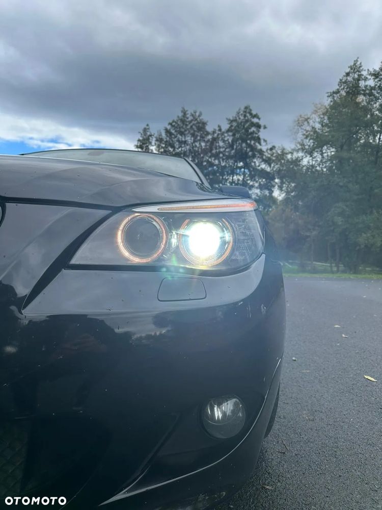 BMW Seria 5 550i - 10