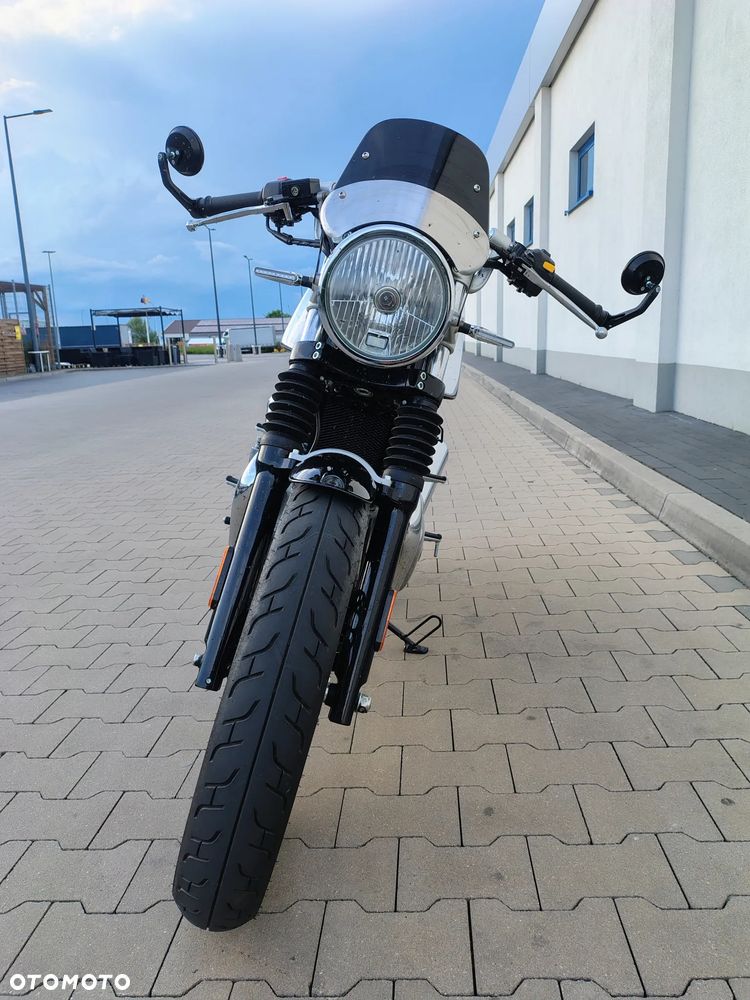 Royal Enfield Continental - 3