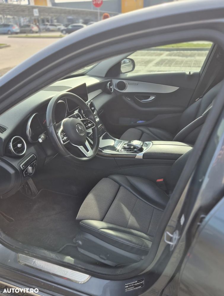Mercedes-Benz C 220 d 4MATIC Aut - 9