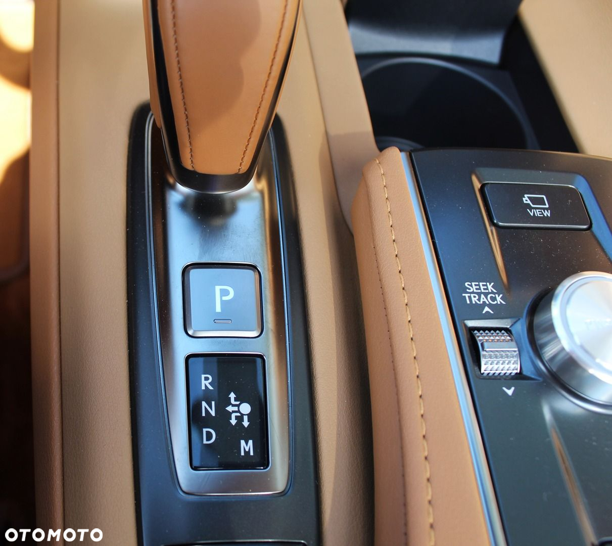 Lexus LC 500 Superturismo - 13