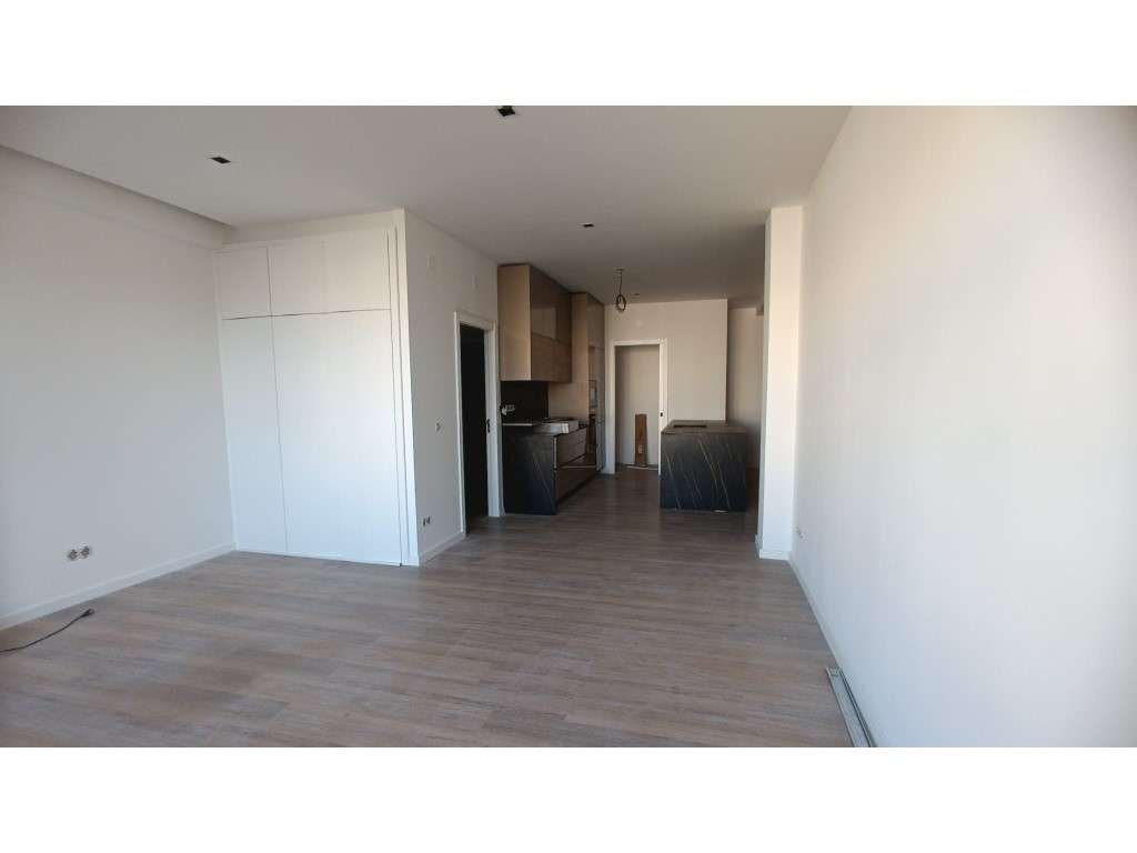 Magnifico Apartamento T0+1 - Monte Abraão - Queluz - Remodelado - Grande imagem: 5/12