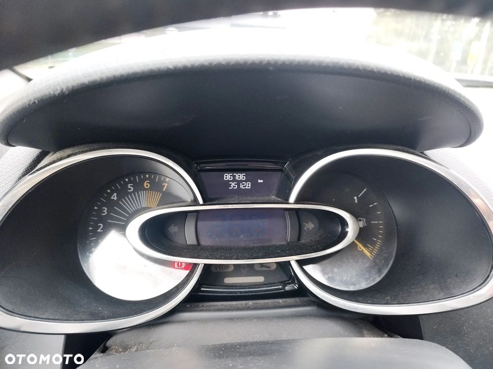 Renault Clio 1.2 16V Life Euro6 - 12