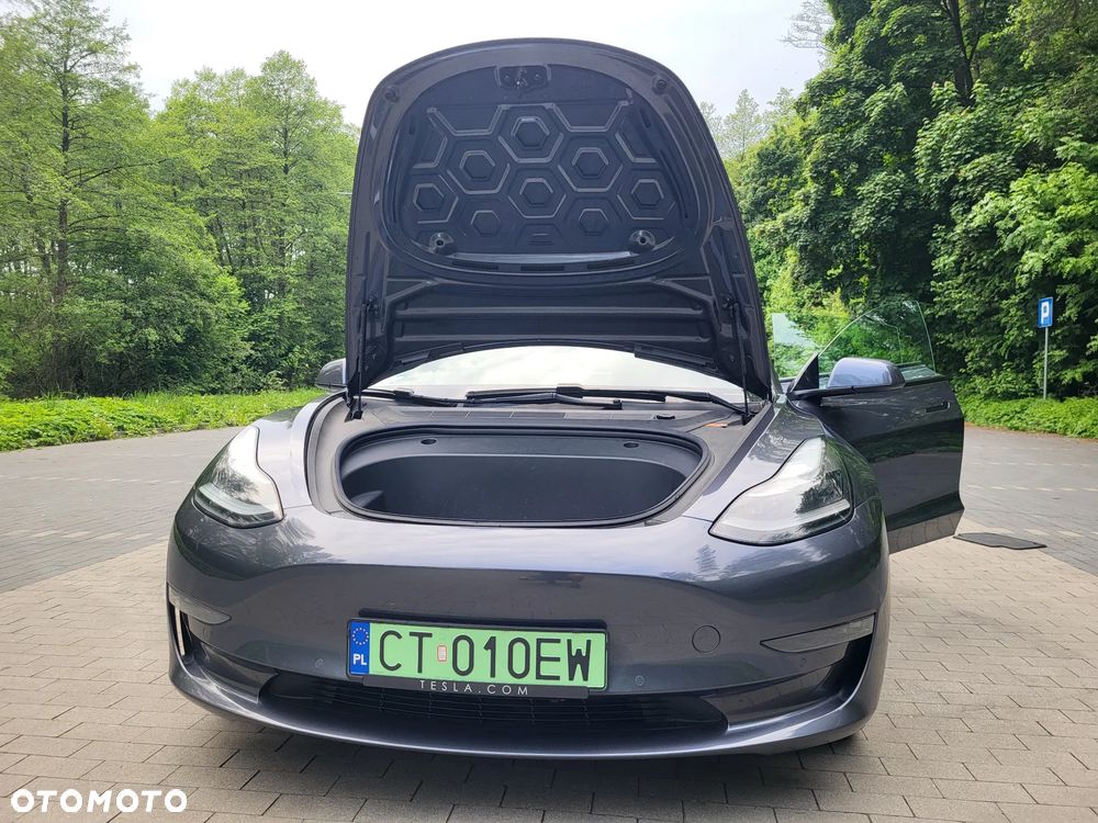 Tesla Model 3 - 29