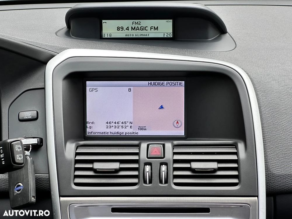 Volvo XC 60 D3 Aut. Momentum - 18