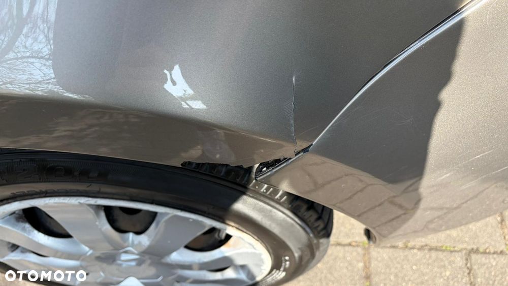 Renault Clio TCe 100 TomTom Edition - 11