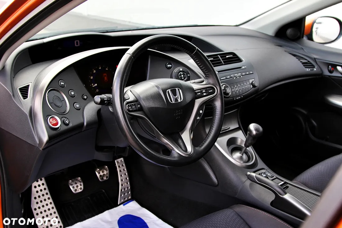 Honda Civic 1.8 Sport - 13