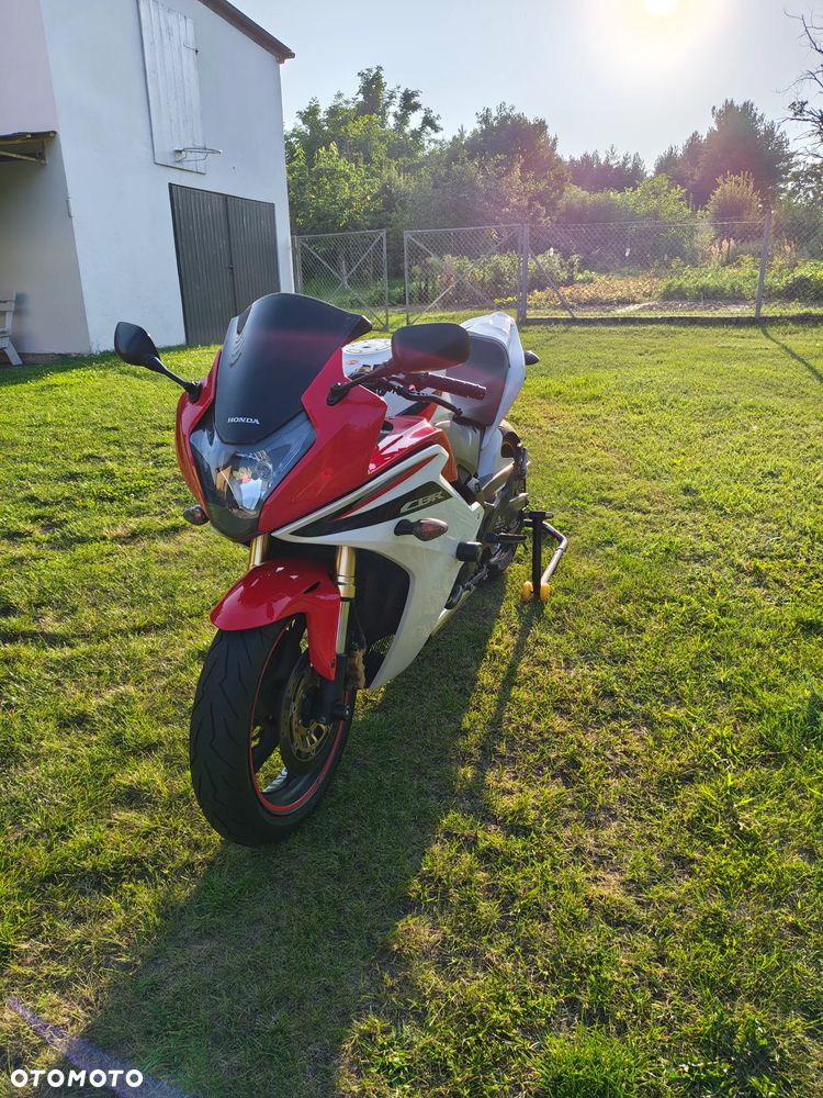 Honda CBR - 3
