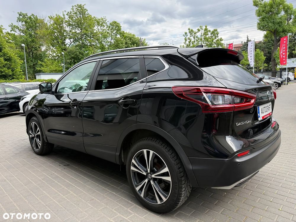 Nissan Qashqai 1.3 DIG-T N-Connecta DCT - 33