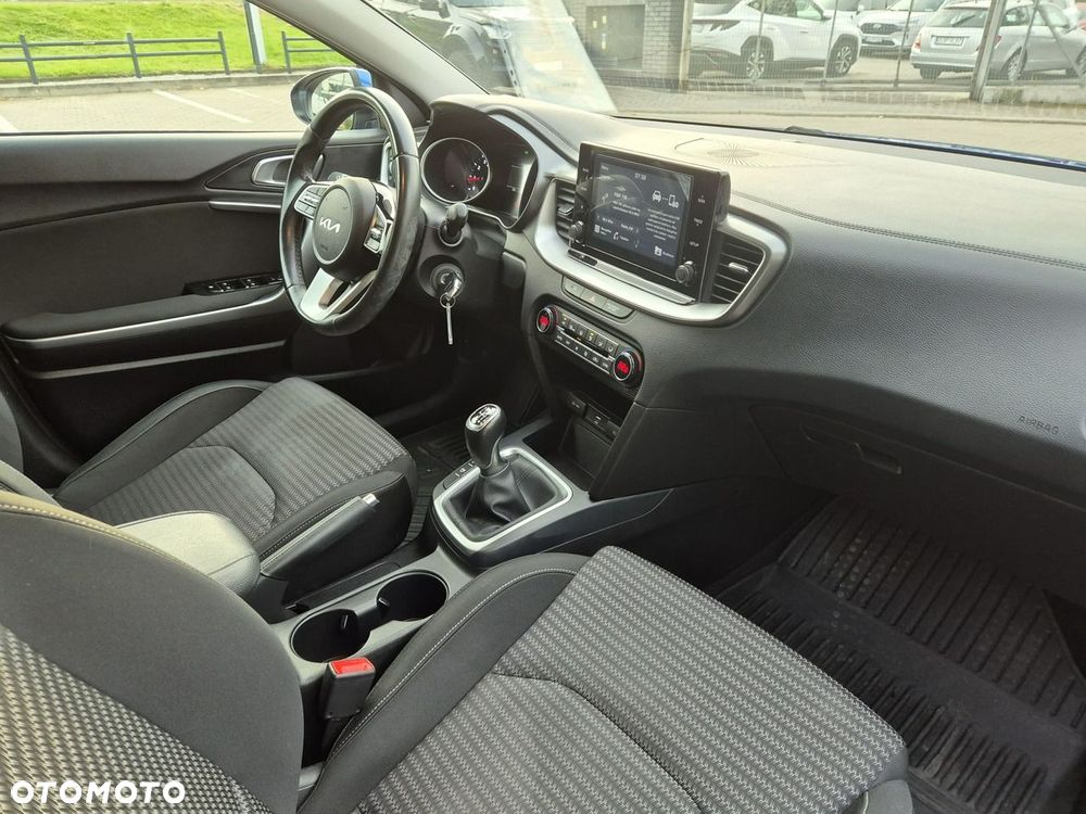 Kia XCeed 1.5 T-GDI M - 26