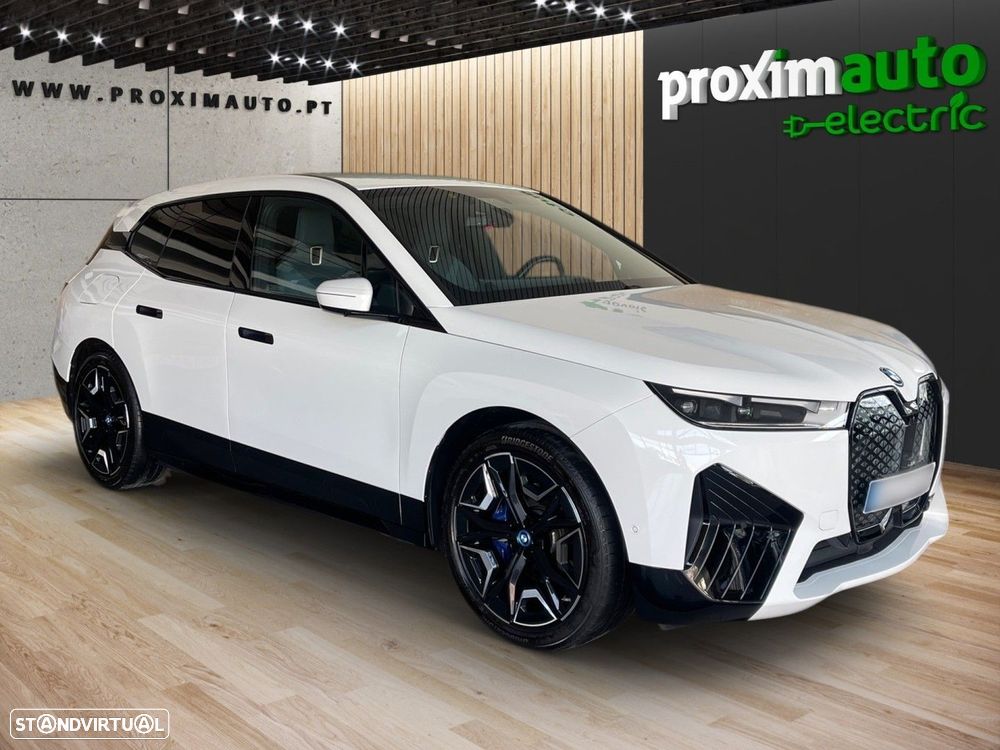 BMW iX xDrive 40 Pack Desportivo - 4