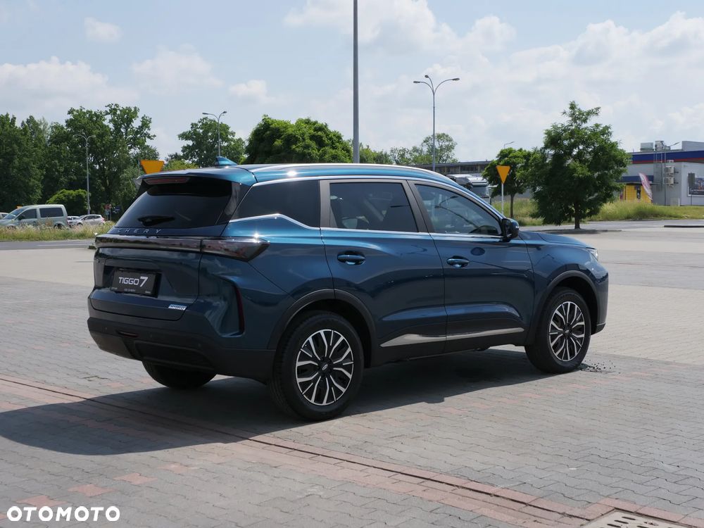 Chery Tiggo 7 1.5 HEV Premium DCT - 8