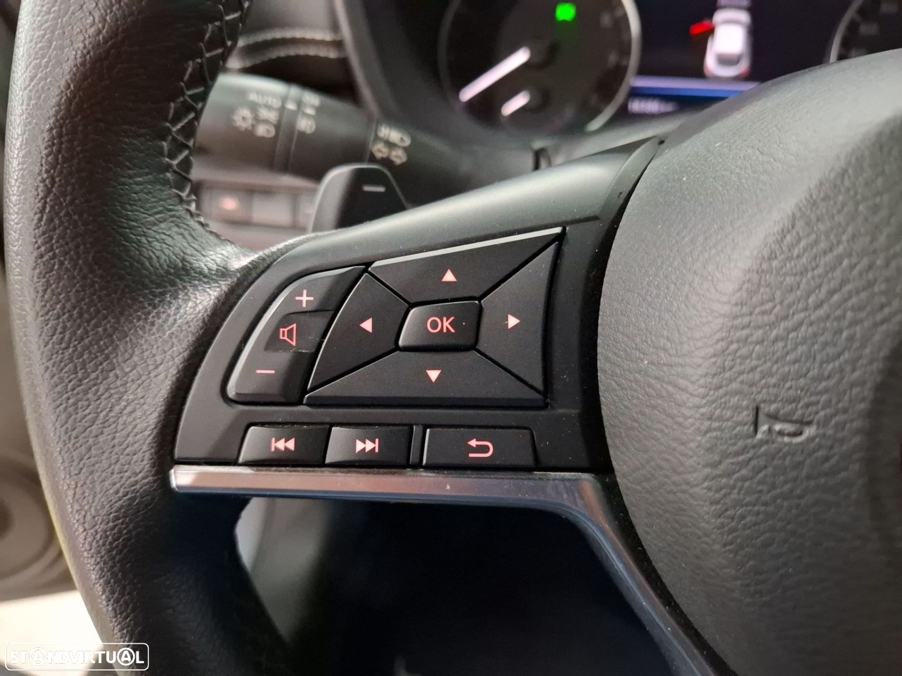 Nissan Juke 1.0 DIG-T N-Connecta NAV.+TwoTone NC DCT - 11