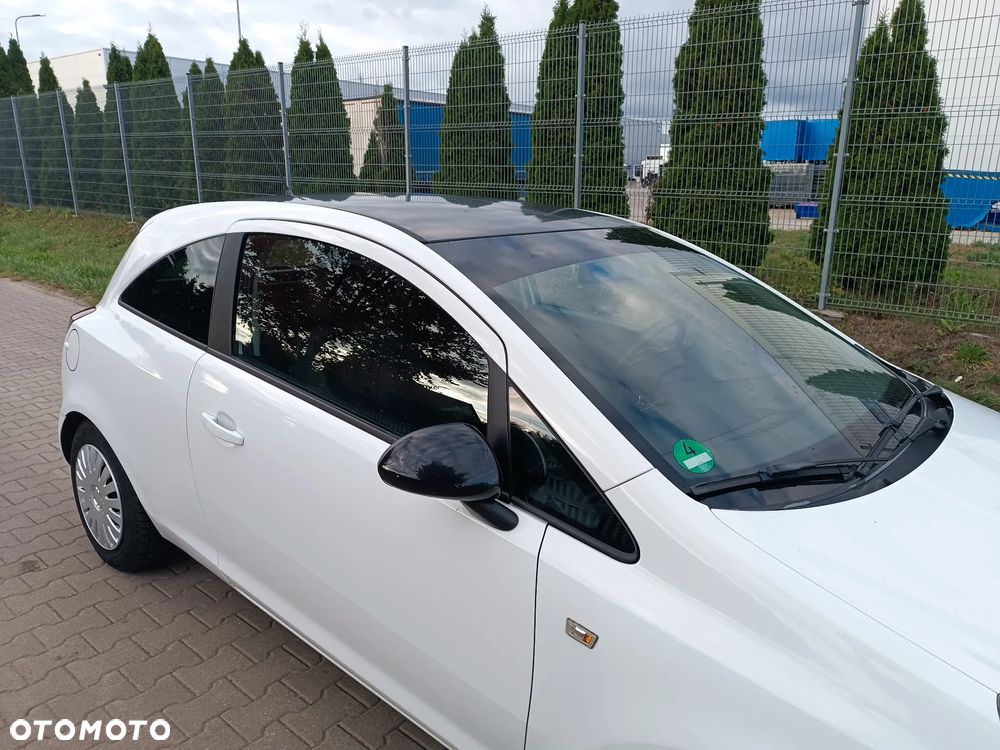 Opel Corsa 1.4 16V Color Elegance - 11